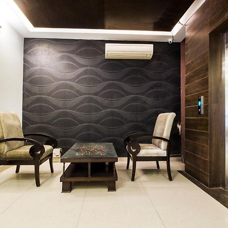 Fabhotel Signature Cyber Park 德里 外观 照片